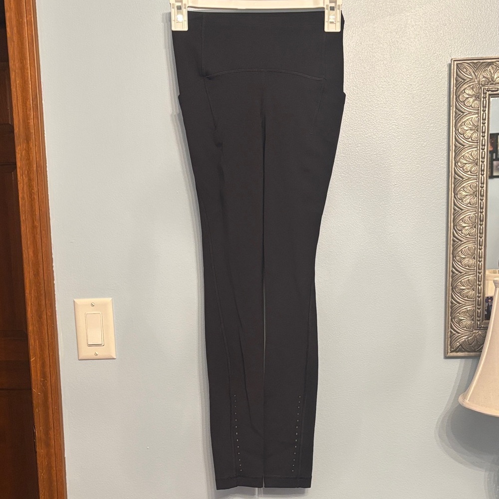 lululemon athletica Sleek Black Cropped Pants